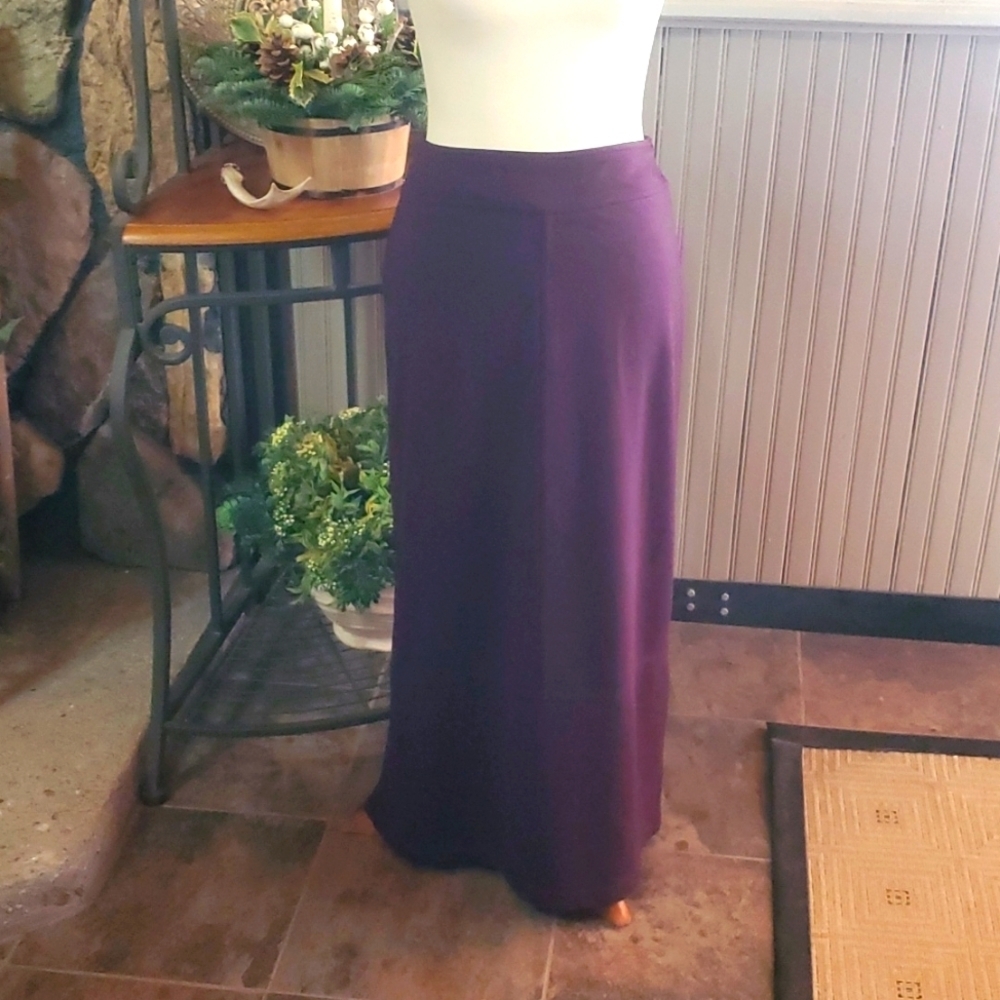 💞Meg Allen* Skirt